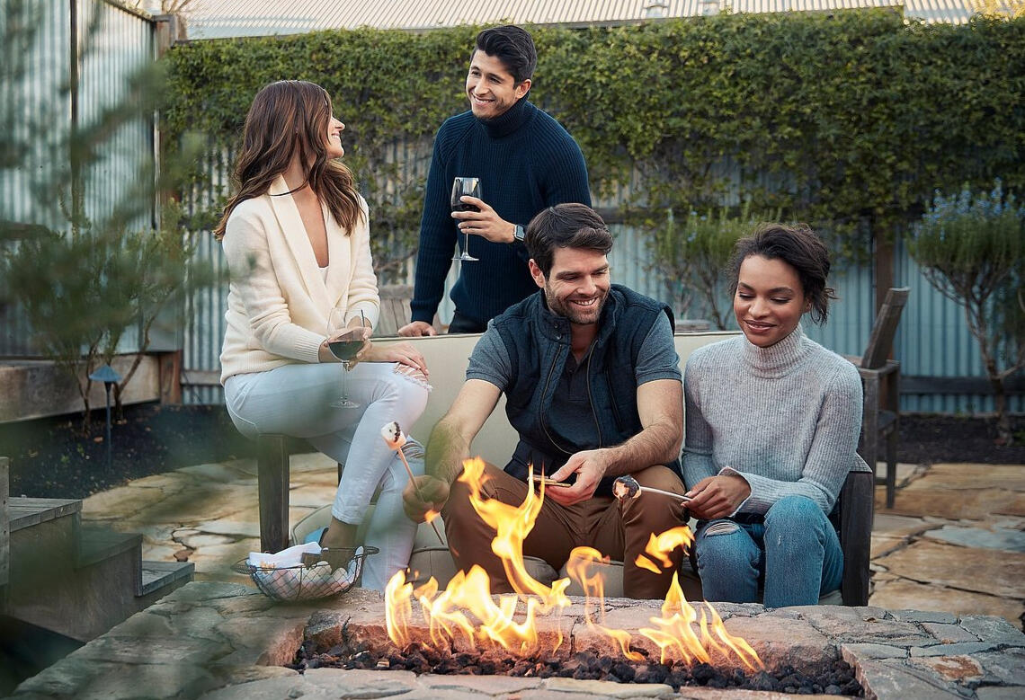 Soirée & Away Logo